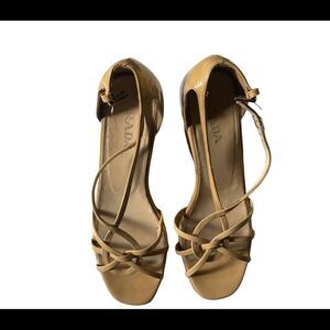 [Prada] Mustard Patent Leather Cork Wedge Sandals Sz: 7 [EU 37]